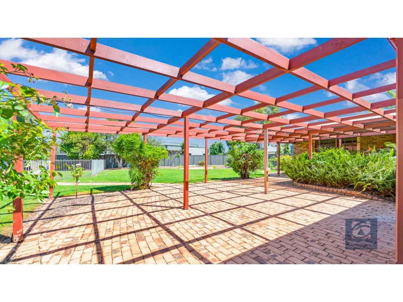 24 Maiden Smith Drive, Moama NSW 2731