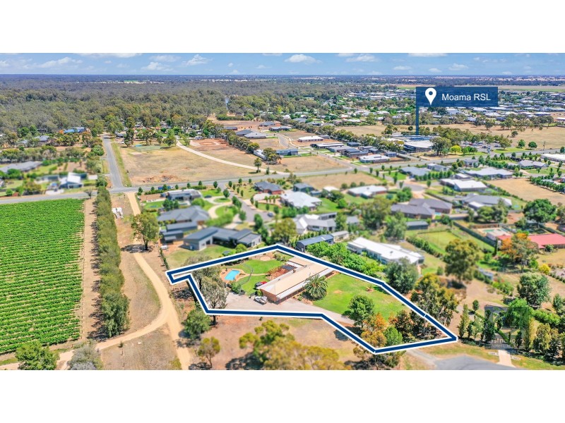 24 Maiden Smith Drive, Moama NSW 2731