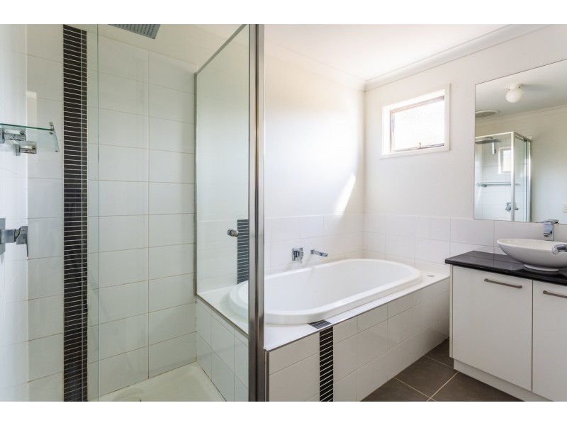 11 Howell Drive, Echuca VIC 3564