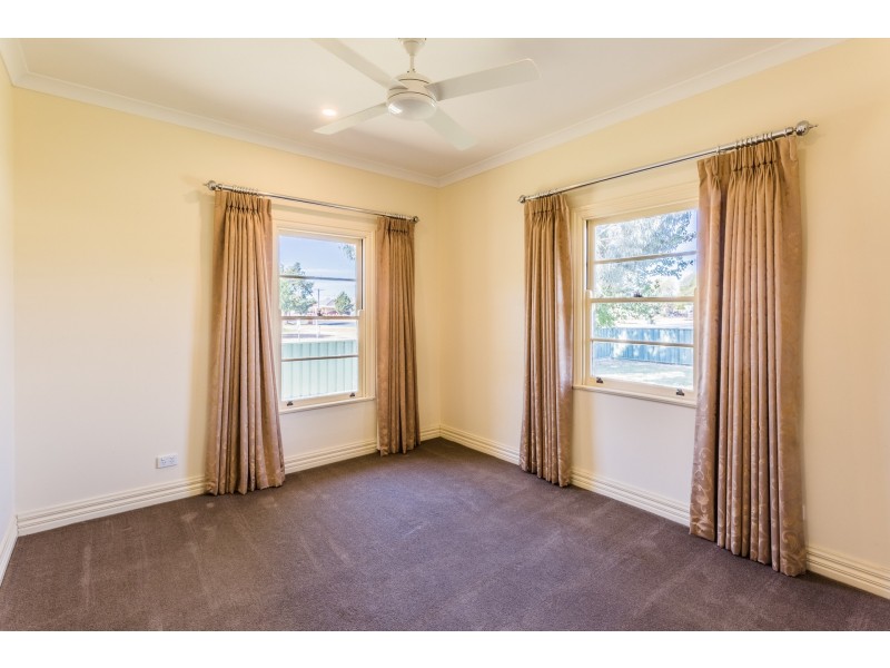 97 Hovell Street, Echuca VIC 3564
