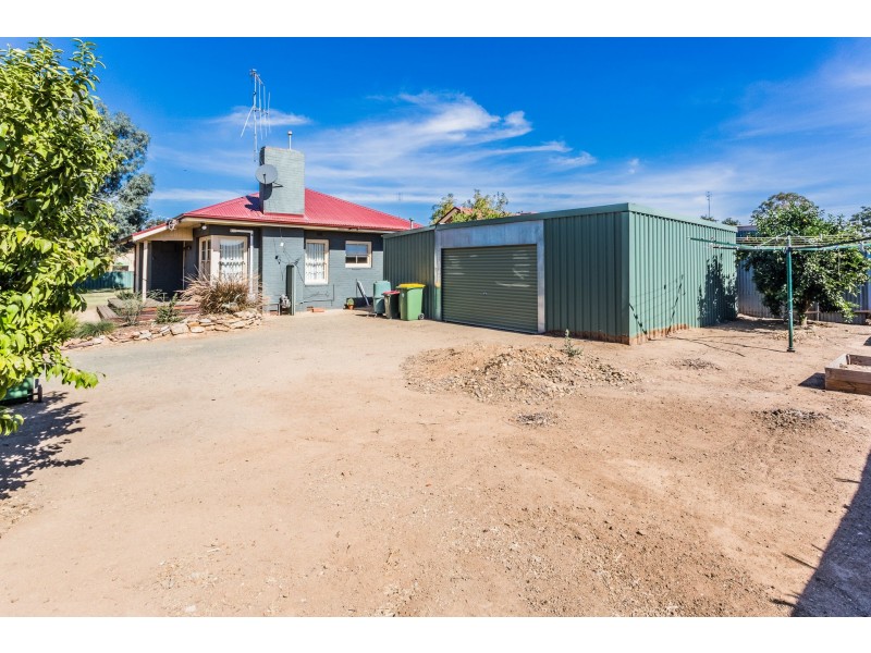 97 Hovell Street, Echuca VIC 3564
