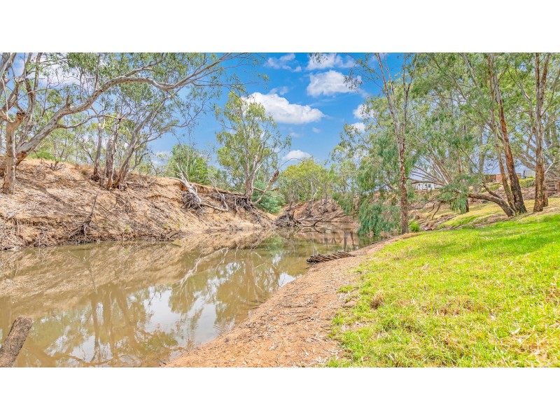 70 Rutley Crescent, Echuca VIC 3564