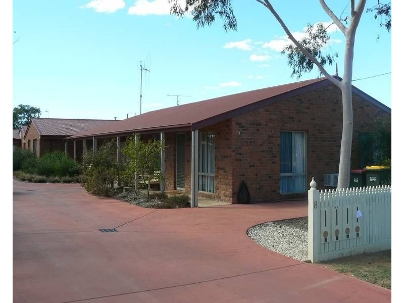 1/8 Council Street, Moama NSW 2731