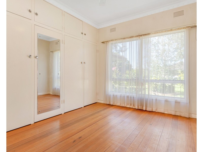 8 Civic Avenue, Echuca VIC 3564