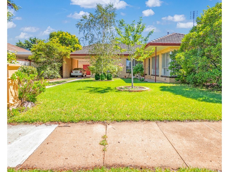 8 Civic Avenue, Echuca VIC 3564