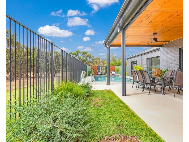 6 Riverland Close, Echuca VIC 3564