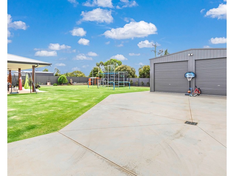 49 Bottlebrush Drive, Moama NSW 2731