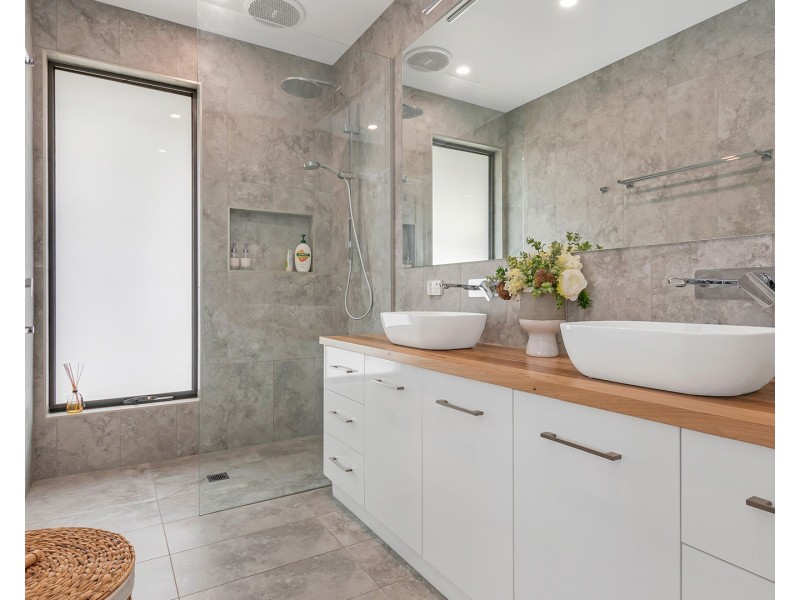 49 Bottlebrush Drive, Moama NSW 2731