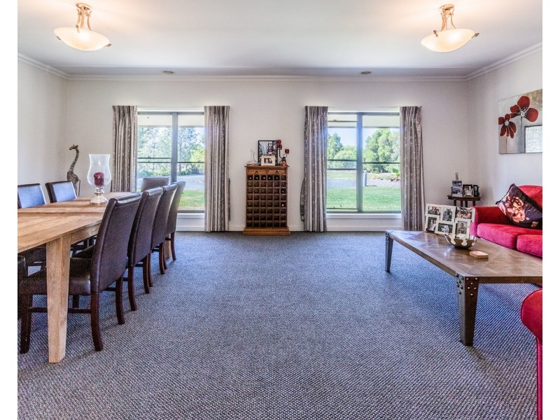 51 Chelsworth Drive, Echuca VIC 3564