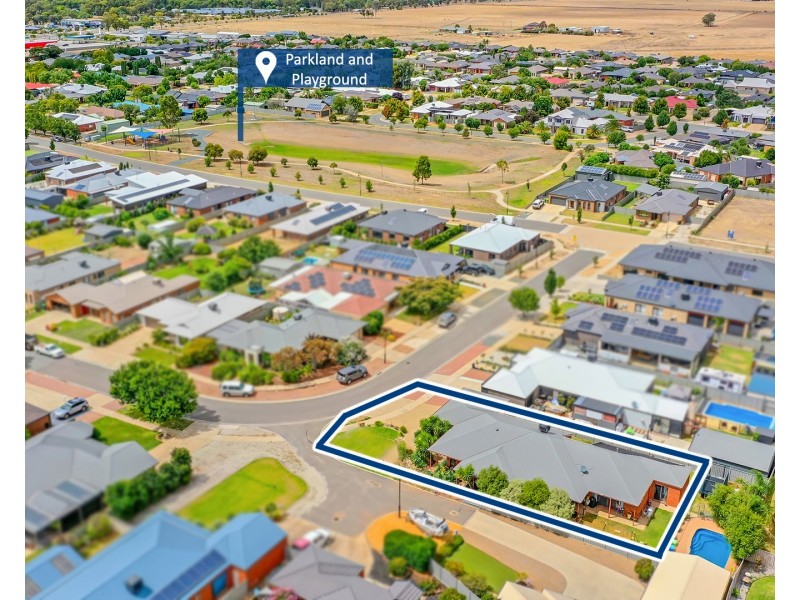 20 Brenton Avenue, Echuca VIC 3564