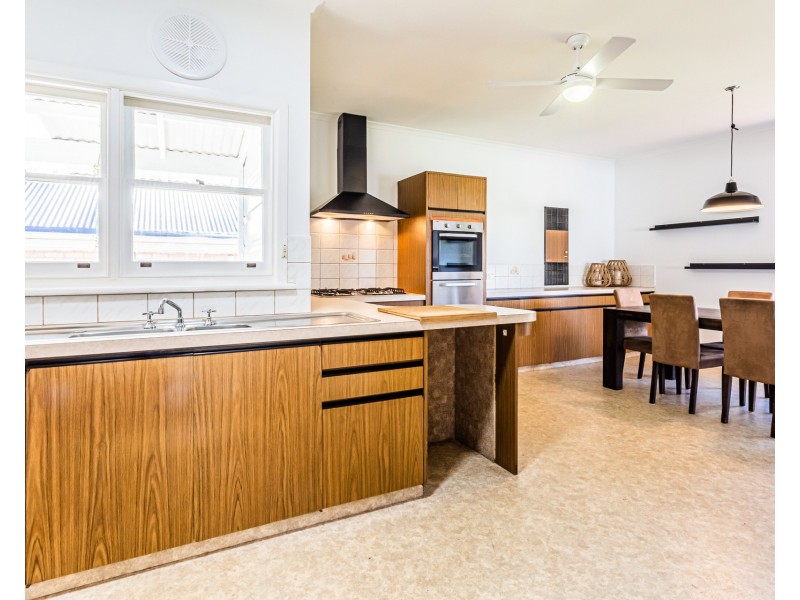 99 Haverfield Street, Echuca VIC 3564