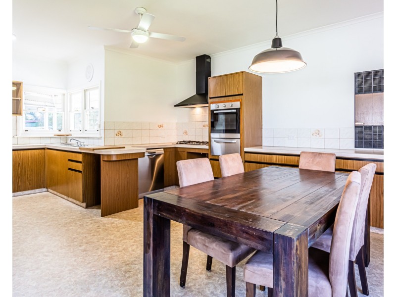 99 Haverfield Street, Echuca VIC 3564