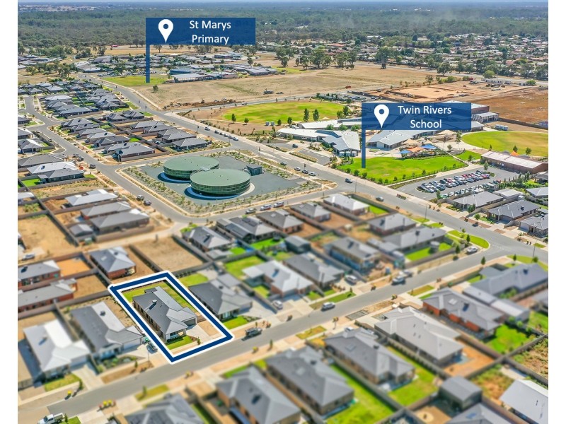 12 Selwyn Street, Echuca VIC 3564