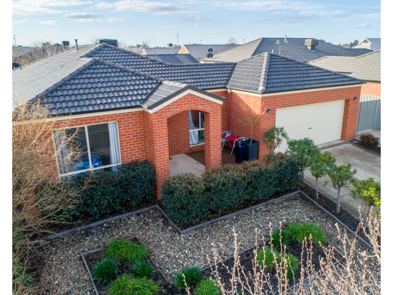 4 Coulson Place, Echuca VIC 3564