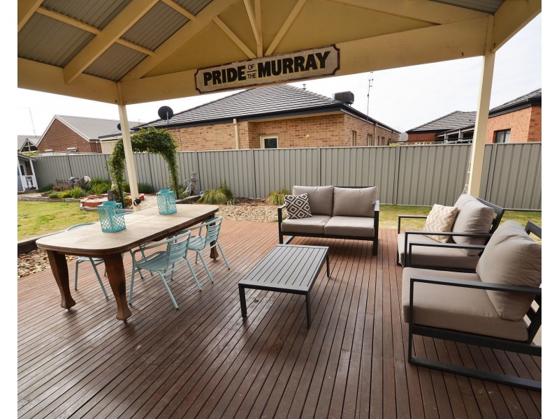 4 Coulson Place, Echuca VIC 3564