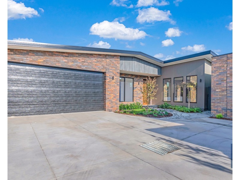 2/89 Hare Street, Echuca VIC 3564