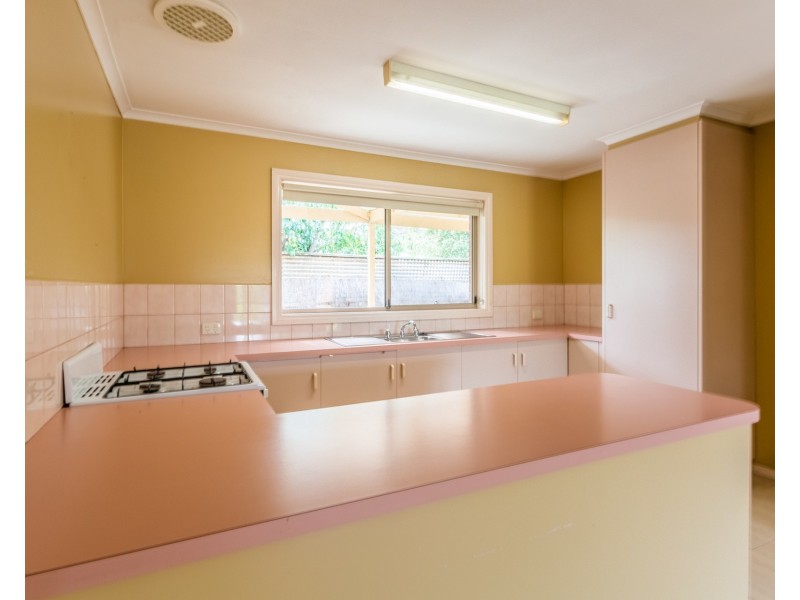 2/18 Porter Street, Moama NSW 2731