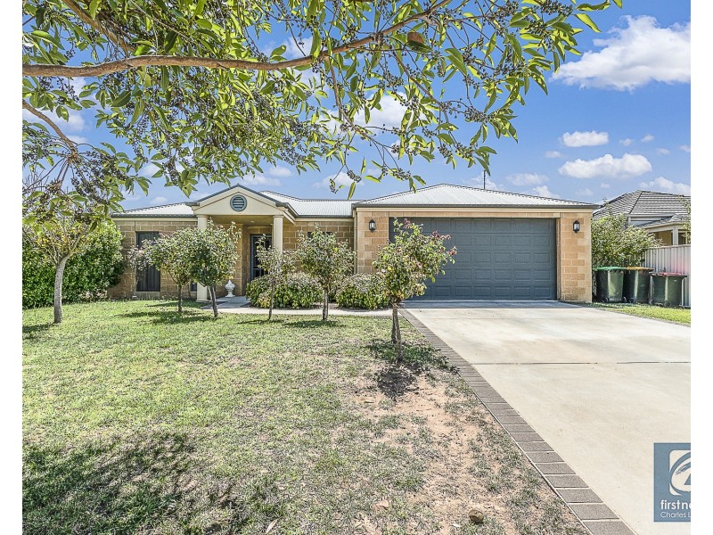 96 Shetland Drive, Moama NSW 2731