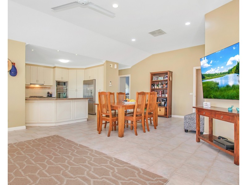 207 Wharparilla Drive, Echuca VIC 3564