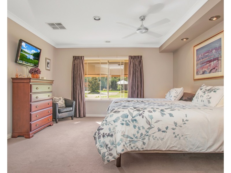 207 Wharparilla Drive, Echuca VIC 3564