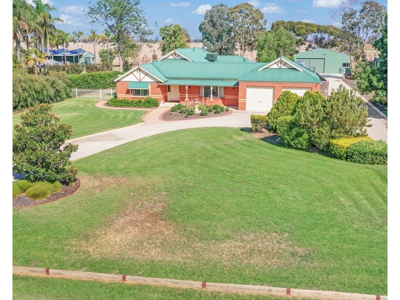 207 Wharparilla Drive, Echuca VIC 3564