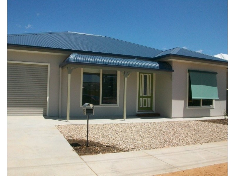 1/225 Service Street, Echuca VIC 3564