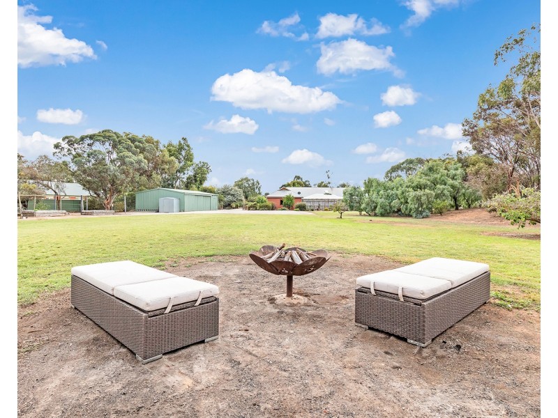 16 Kilkerrin Drive, Moama NSW 2731