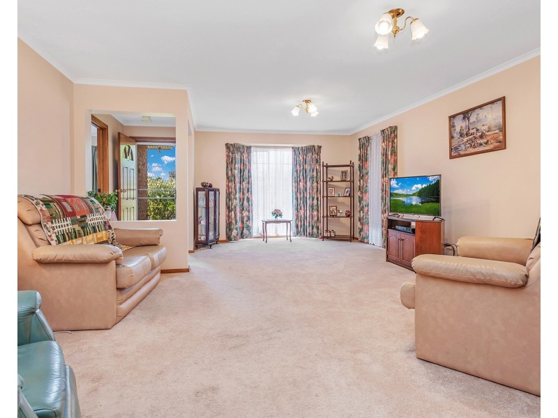 31 Adelaide Crescent, Echuca VIC 3564