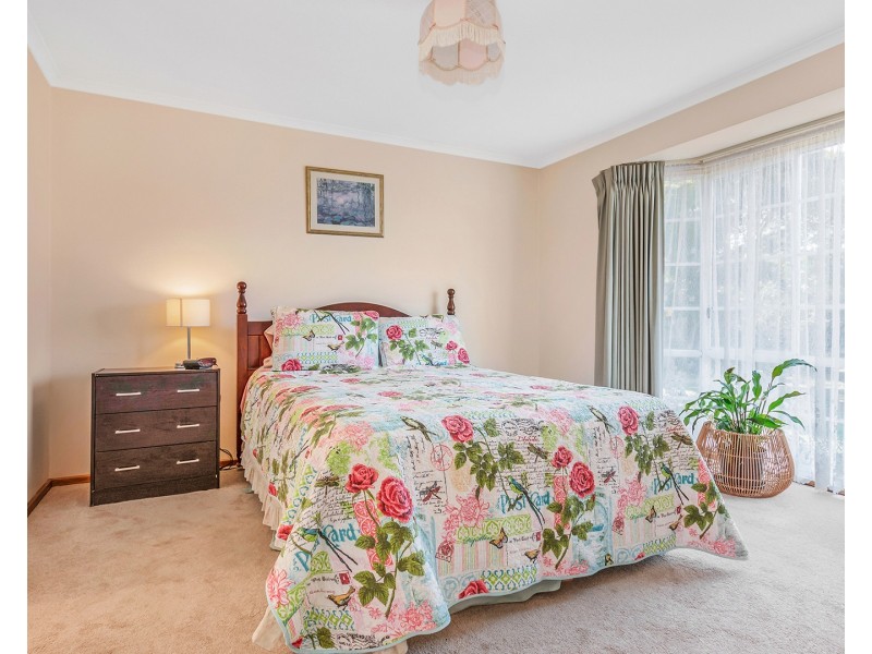 31 Adelaide Crescent, Echuca VIC 3564
