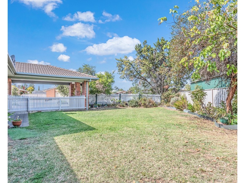 31 Adelaide Crescent, Echuca VIC 3564