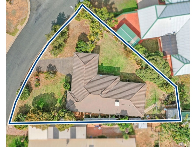 31 Adelaide Crescent, Echuca VIC 3564