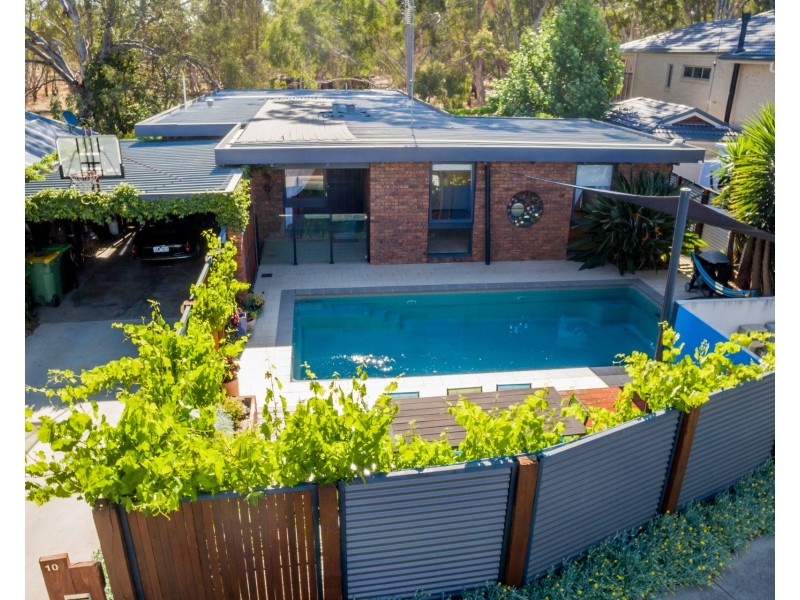 10 Hicks Crescent, Echuca VIC 3564
