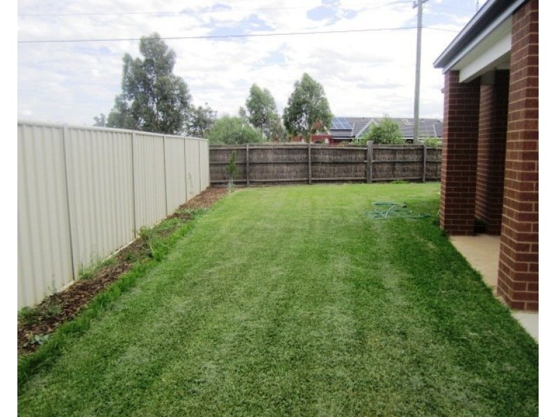 12 Antrim Court, Moama NSW 2731