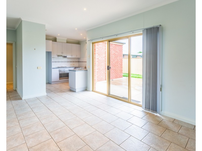 2/1 Grange Court, Echuca VIC 3564