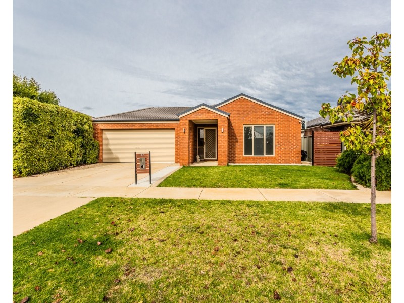 27 James Street, Echuca VIC 3564