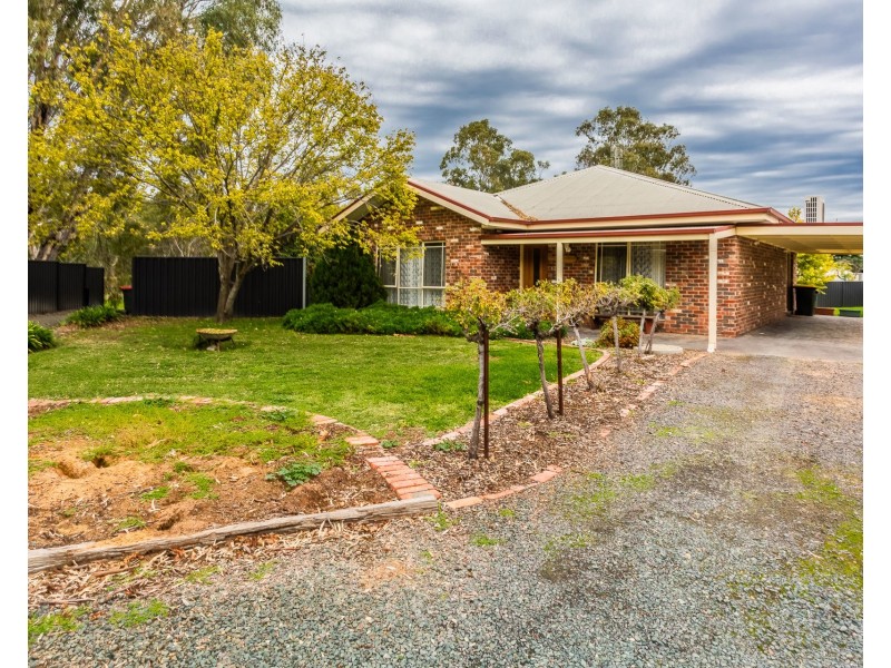 8/55 Perricoota Road, Moama NSW 2731