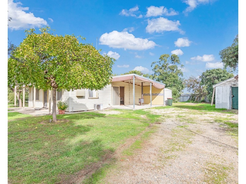 3a Livingstone Street, Mathoura NSW 2710