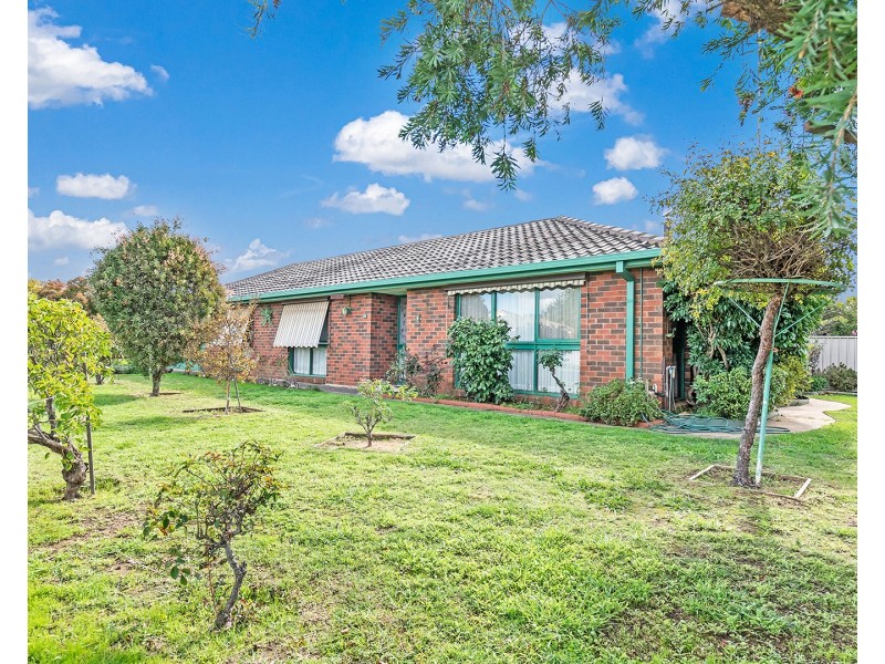 42 Hillview Avenue, Moama NSW 2731