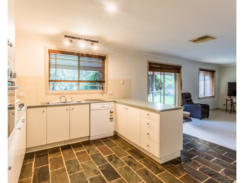 6 Cox Place, Echuca VIC 3564