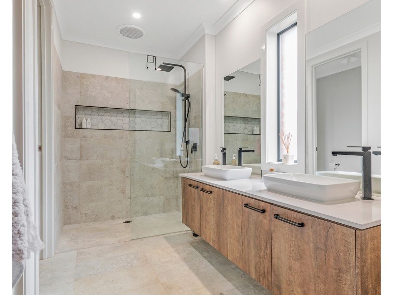 23 Chardonnay Avenue, Moama NSW 2731