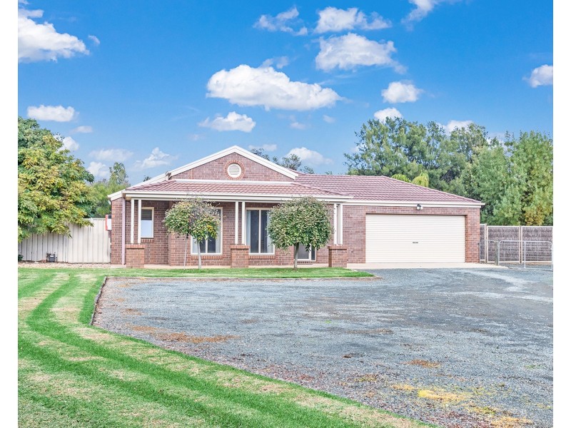 7 Cash Court, Echuca VIC 3564
