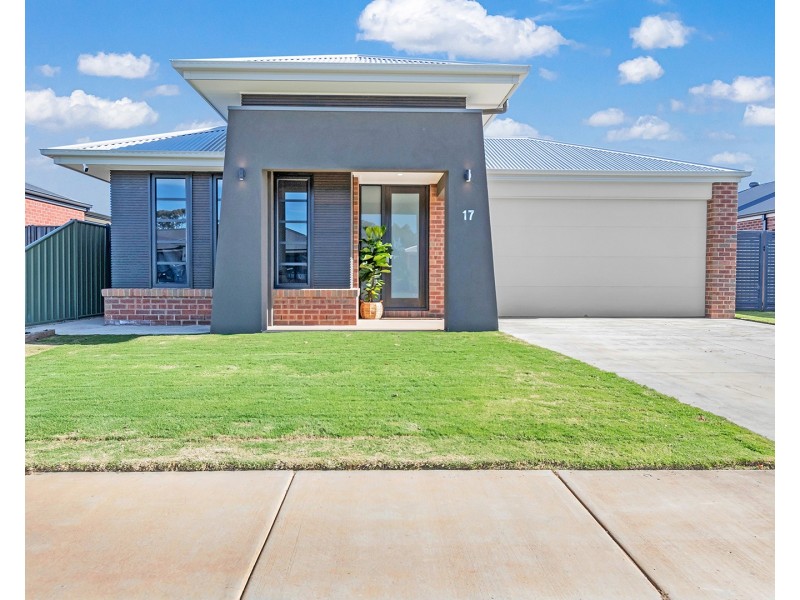 17 Mayflower Drive, Moama NSW 2731