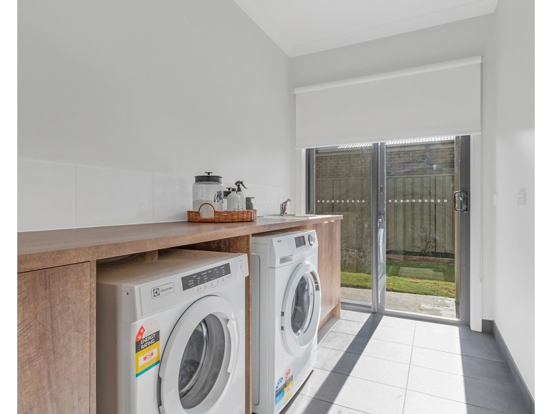 17 Mayflower Drive, Moama NSW 2731