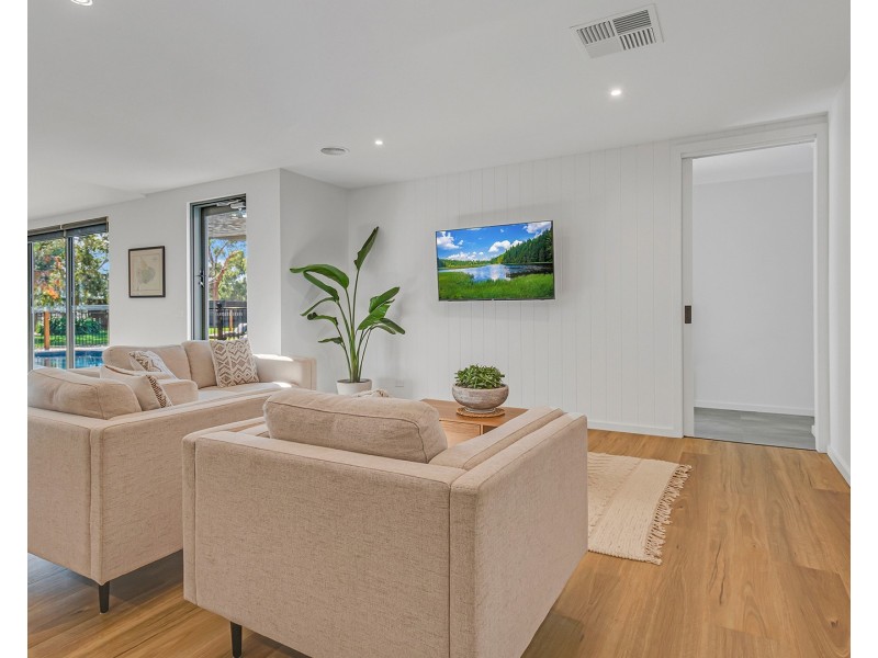 8 Charters Drive, Moama NSW 2731