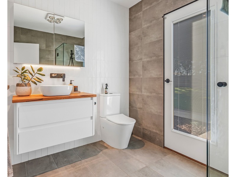 8 Charters Drive, Moama NSW 2731