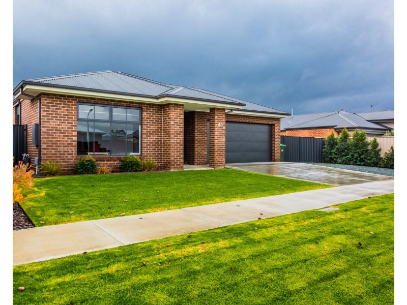 41 Grevillea Street, Echuca VIC 3564