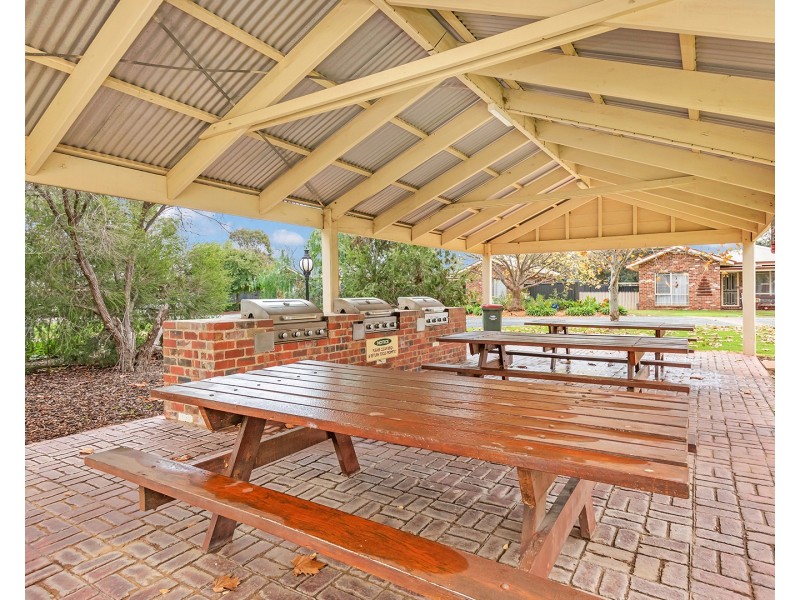 8/55 Perricoota Road, Moama NSW 2731