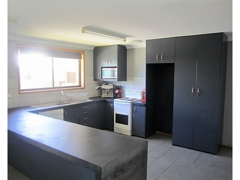 73 Pakenham Street, Echuca VIC 3564