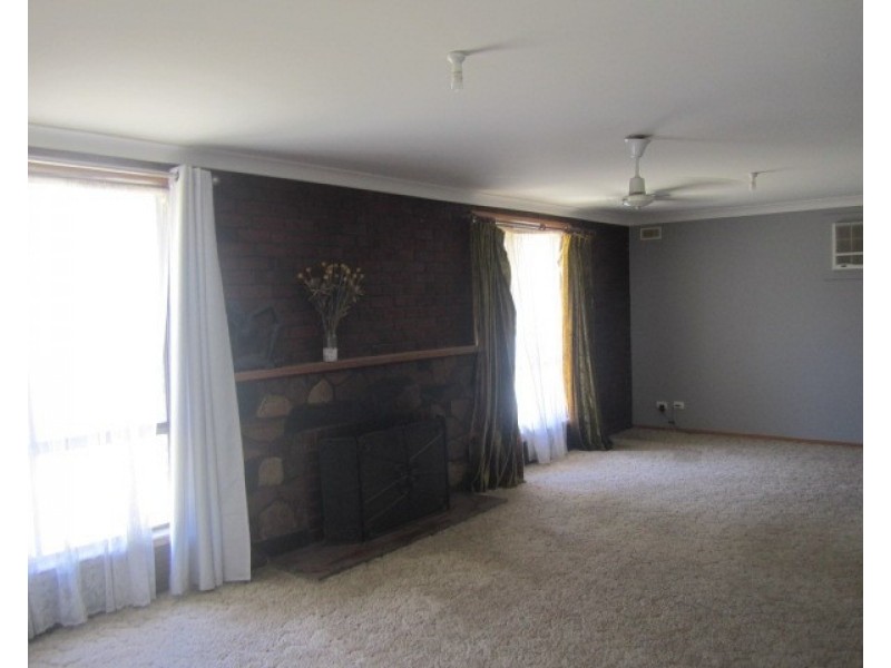 73 Pakenham Street, Echuca VIC 3564