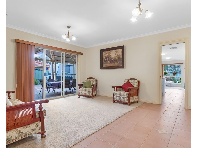 43 Woodlands Circuit, Echuca VIC 3564